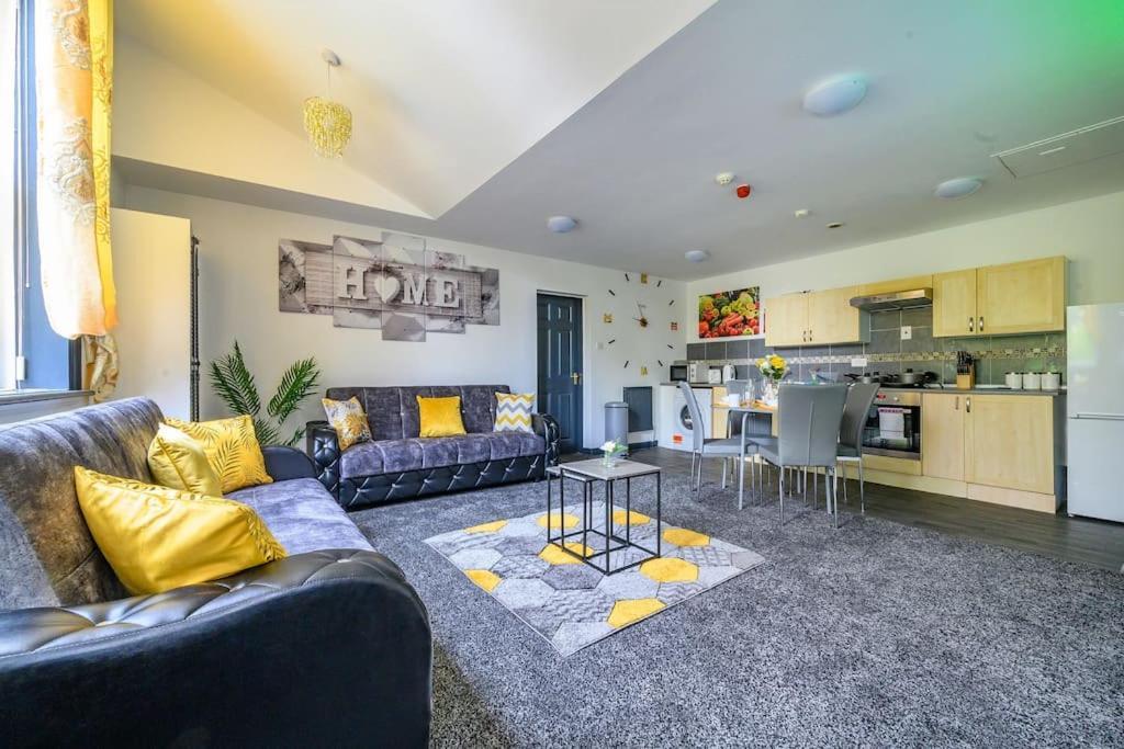 -F5Gh- For Relaxed & Cosy Stay, Free Parking, Wifi Leeds  Eksteriør billede